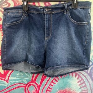 OLD NAVY Sweetheart Shorts